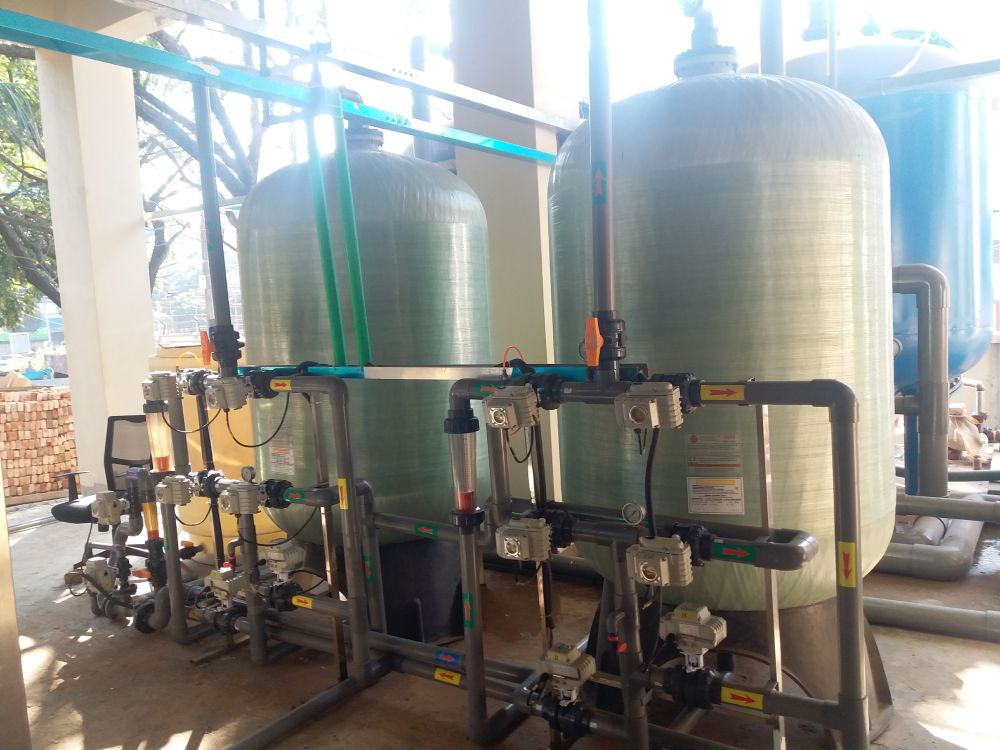 孟(meng)加(jia)拉(la)国(guo)60m3ph软化水工程(cheng)